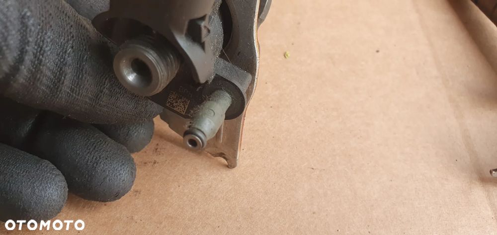 Wtrysk wtryskiwacz wtryskiwacze wtryski paliwa VW Passat B6 2.0 TDI 03L130277 - 5