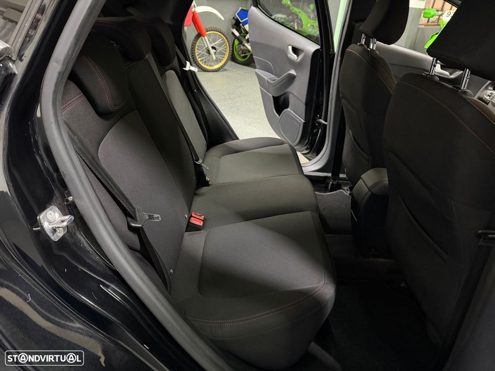 Ford Fiesta 1.0 EcoBoost ST-Line - 24