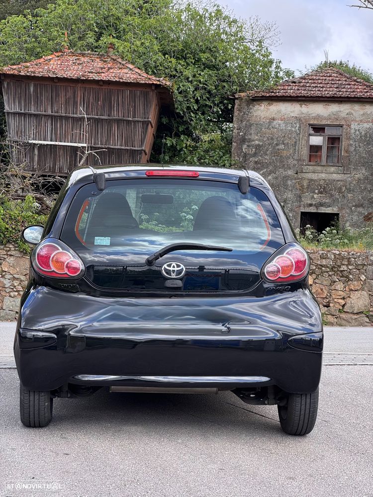 Toyota Aygo City - 4