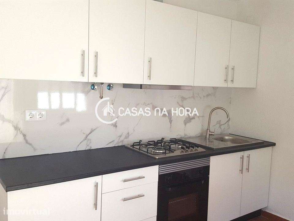 Sines, moradia em banda com 2 quartos para arrendamento. - Grande imagem: 5/28