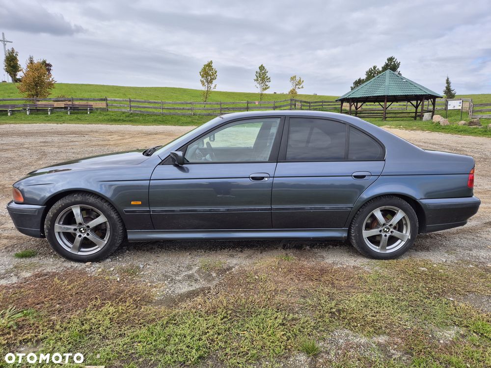 BMW Seria 5 - 10