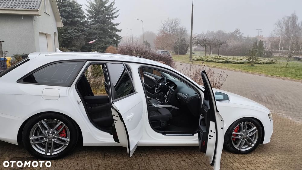 Audi A4 Avant 2.7 TDI DPF multitronic S line Sportpaket (plus) - 35