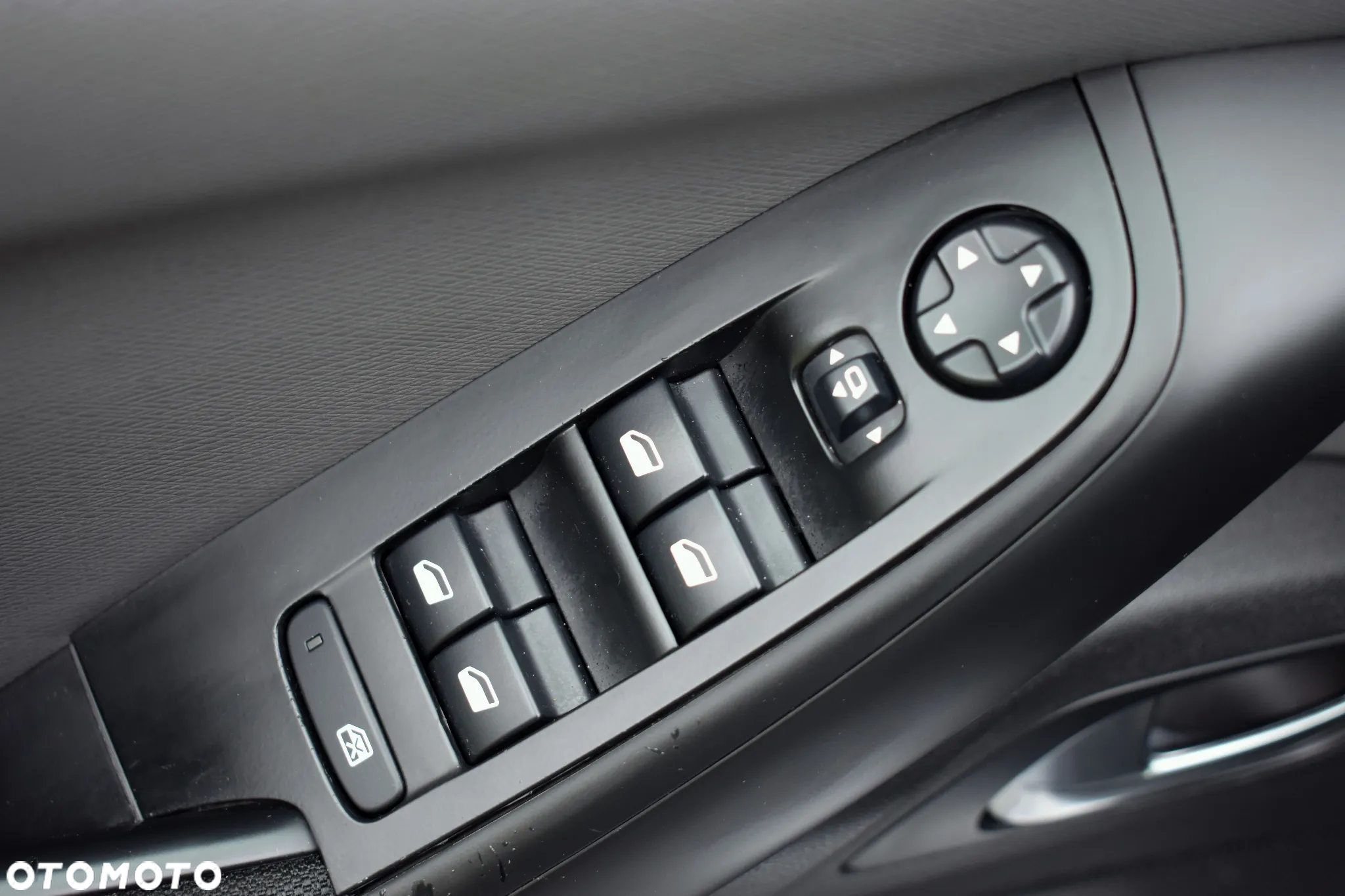 Citroën C4 SpaceTourer PureTech 130 Stop&Start EAT8 SELECTION - 23