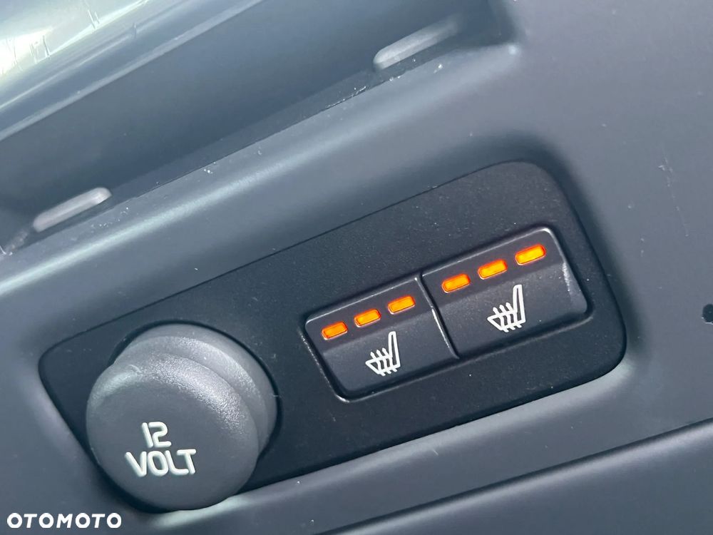 Volvo XC 70 D5 AWD Dynamic Summum - 30