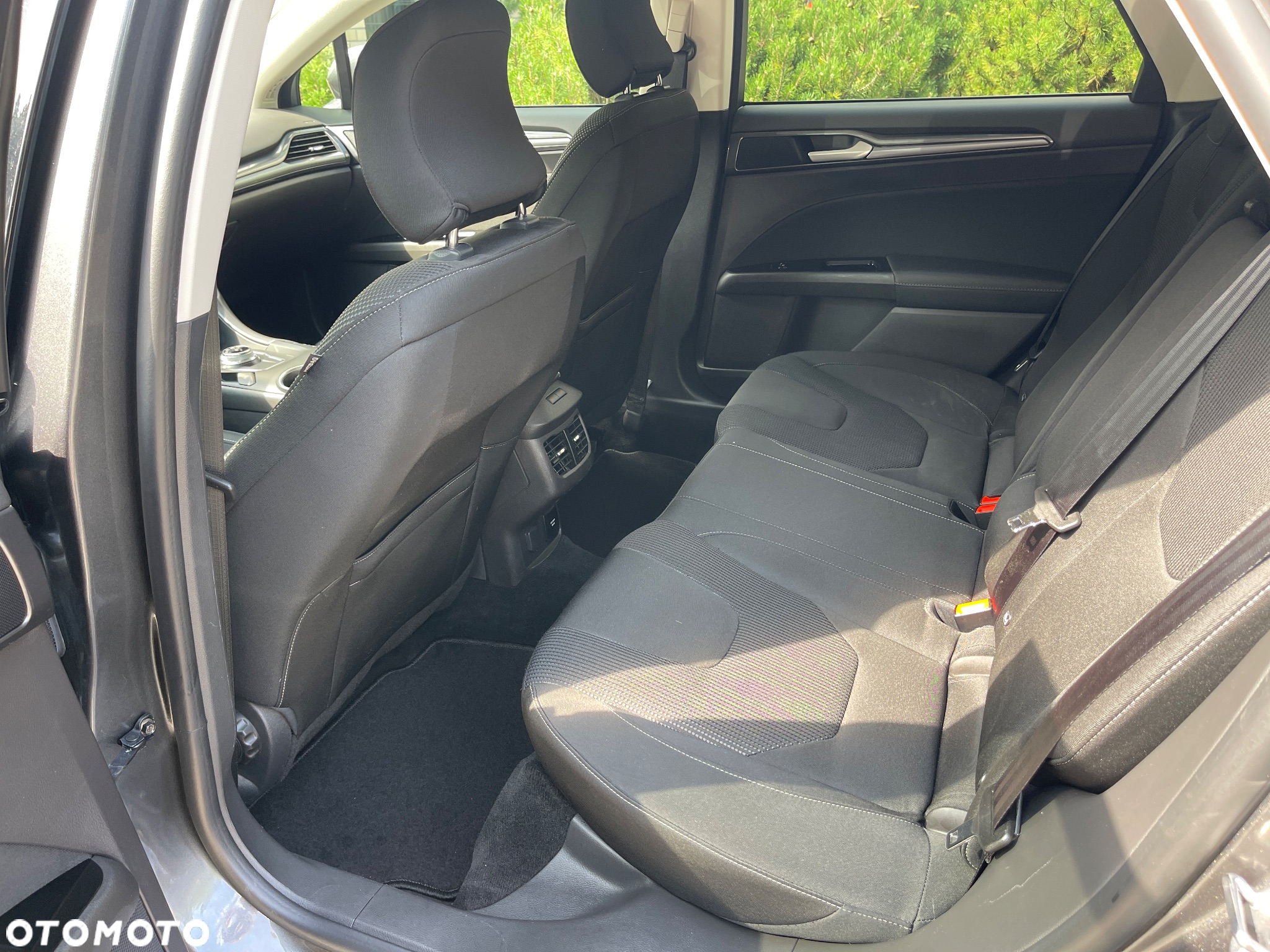Ford Mondeo - 23