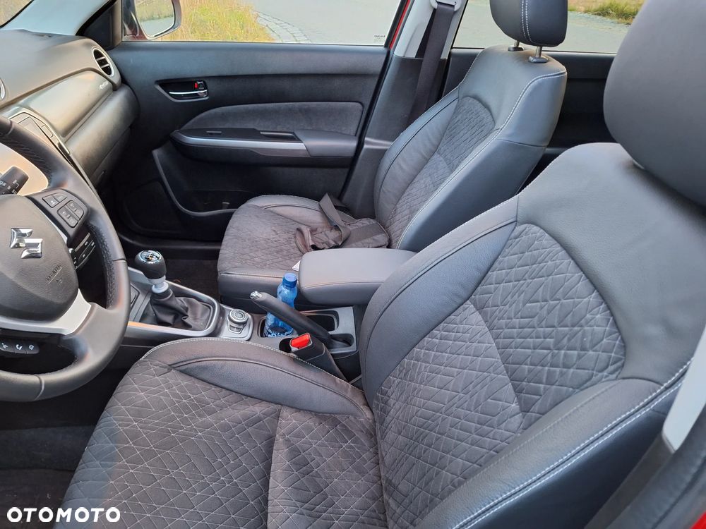 Suzuki Vitara 1.4 Boosterjet Hybrid Allgrip Comfort+ "SHINKAI" - 11