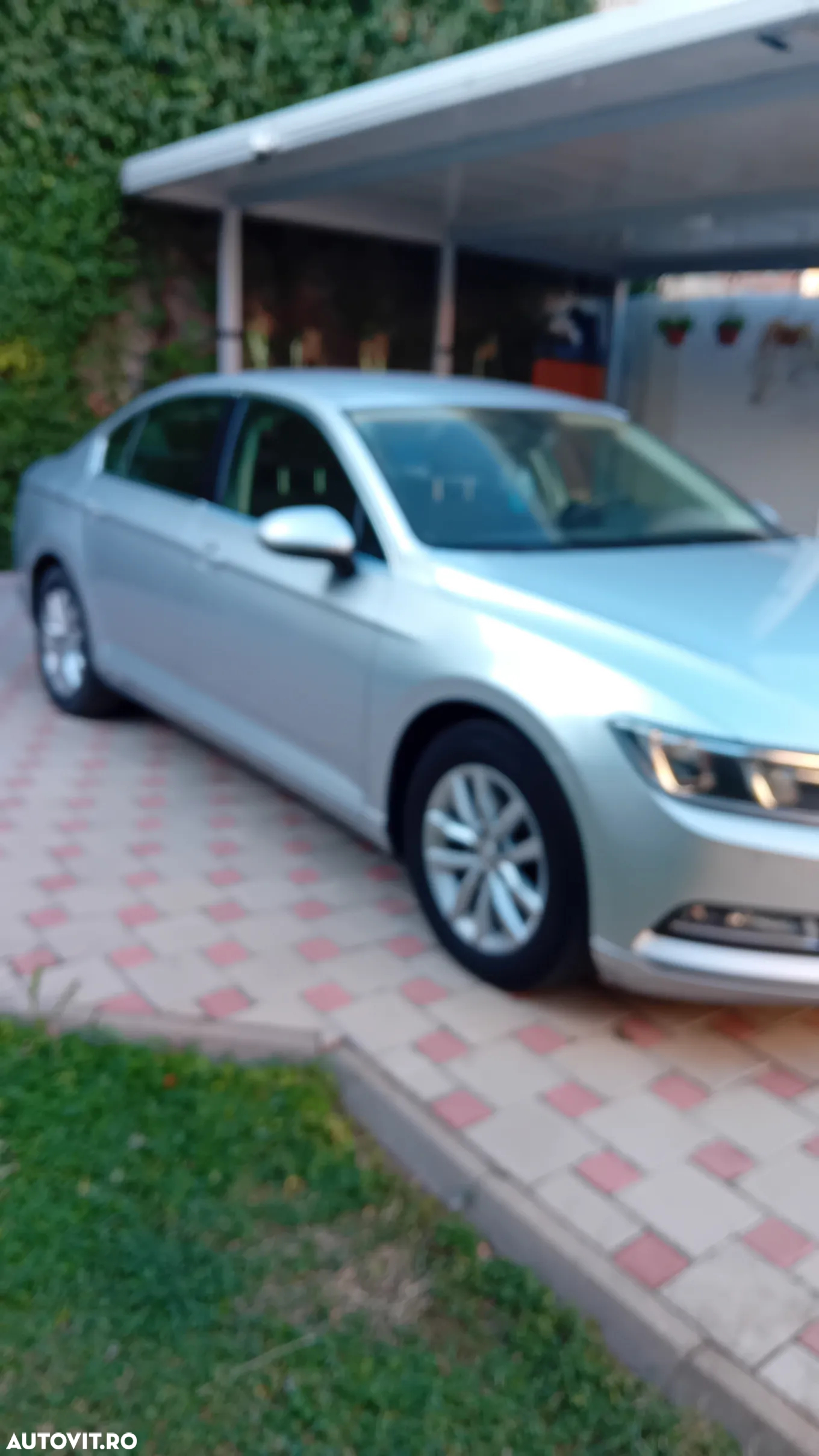 Volkswagen Passat 2.0 TDI Comfortline - 3