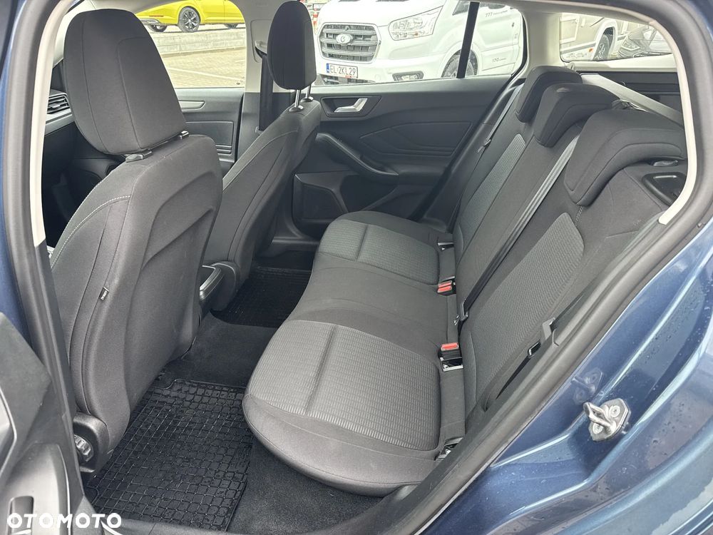 Ford Focus 1.0 EcoBoost Trend - 10