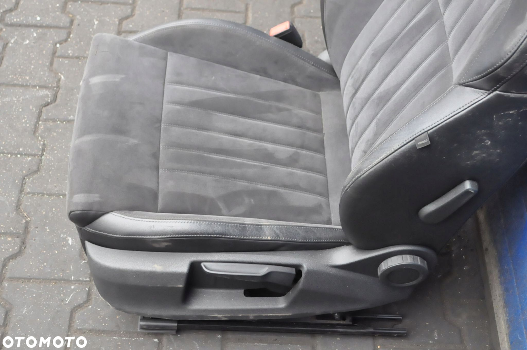SKODA SUPERB III PRZEKŁADKA WNĘTRZA FOTELE KANAPA KOMBI - 6