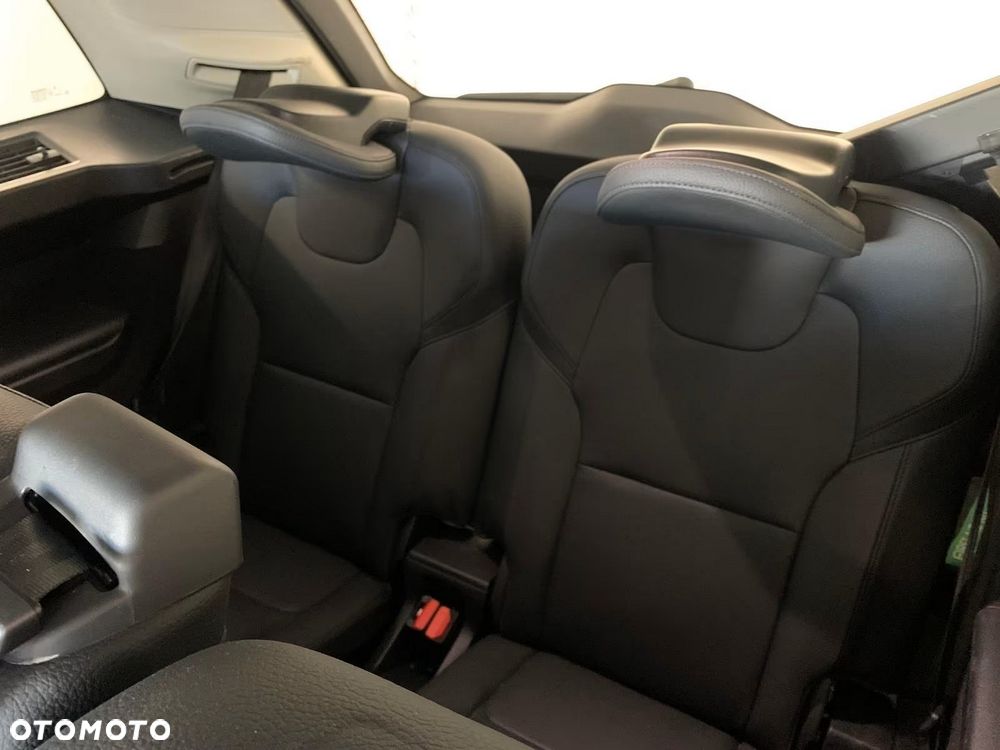 Volvo XC 90 B5 D AWD Plus Dark - 13