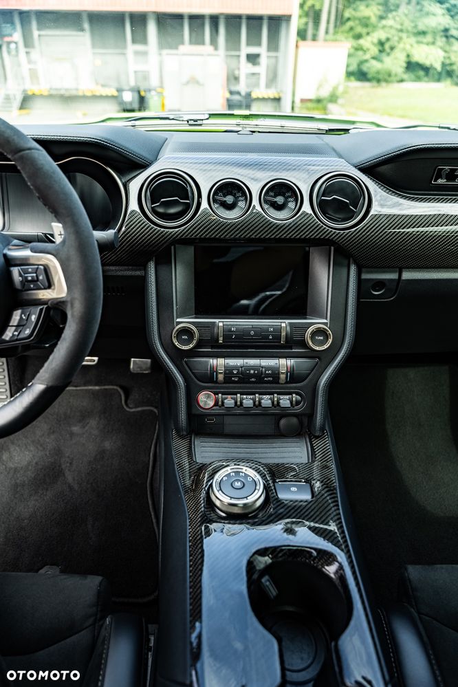 Ford Mustang - 18