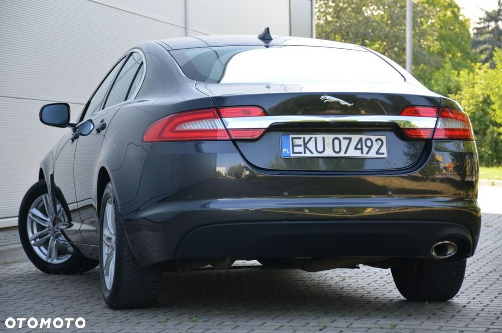 Jaguar XF - 4