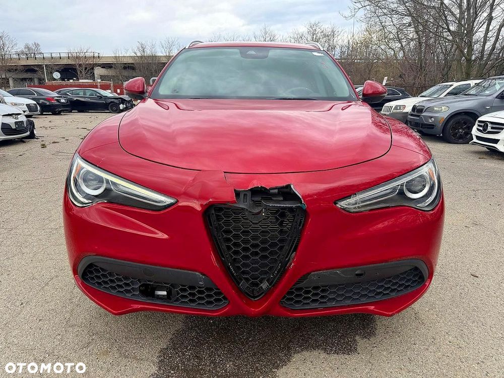 Alfa Romeo Stelvio - 3