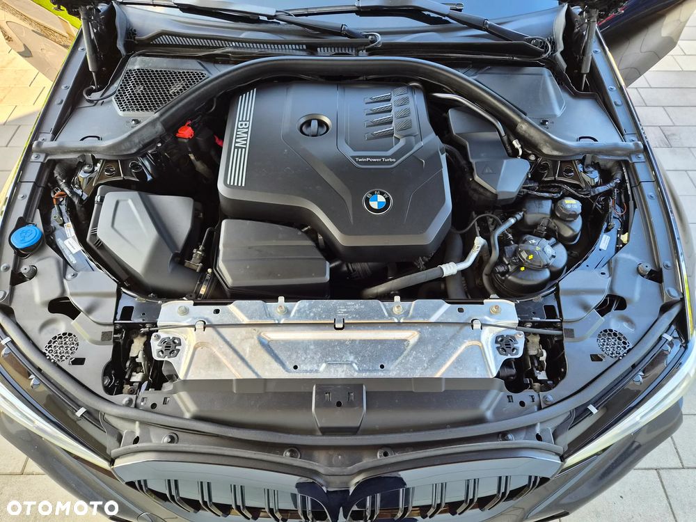 BMW Seria 3 330i xDrive M Sport Shadow - 17