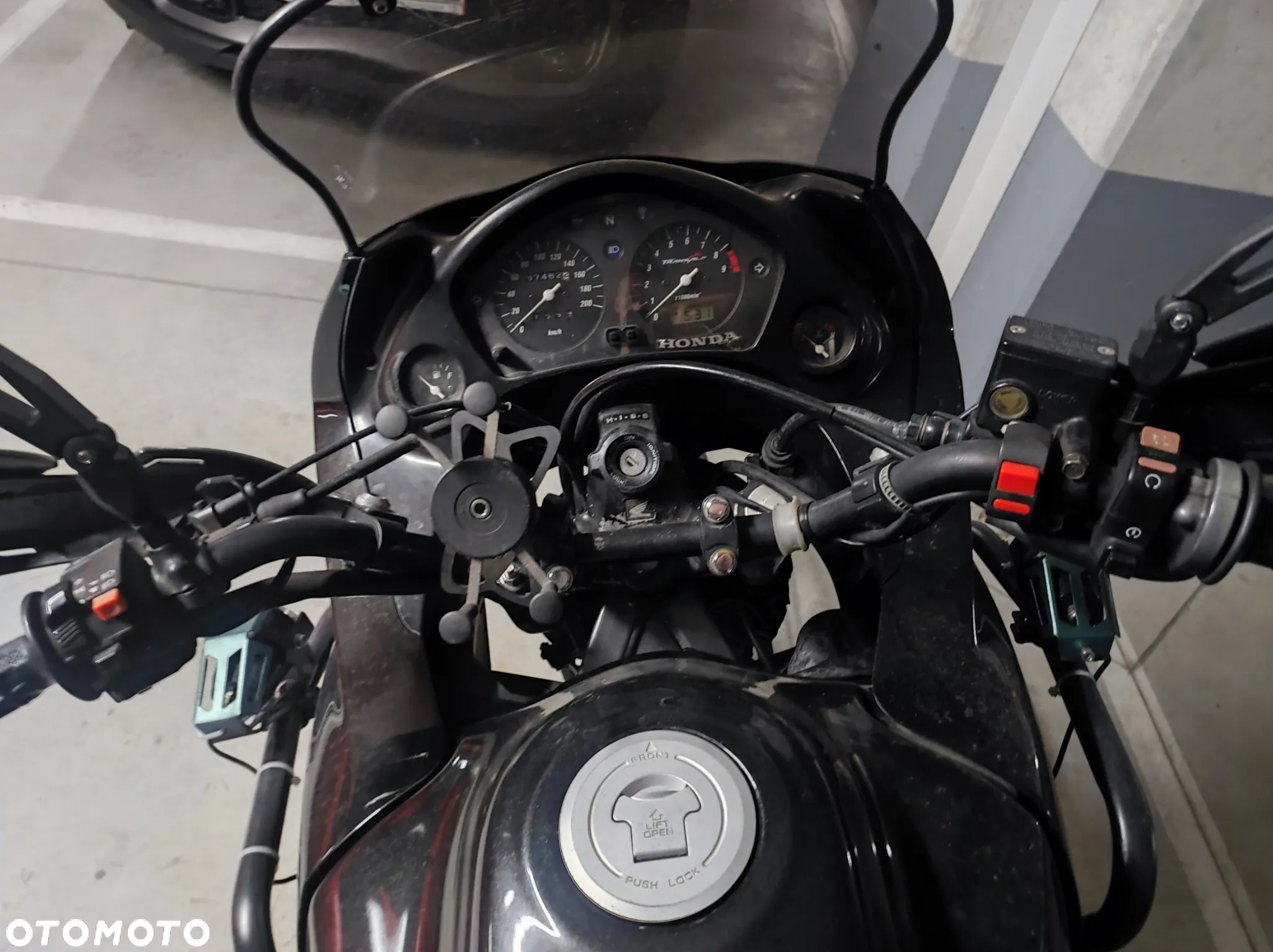 Honda Transalp - 9