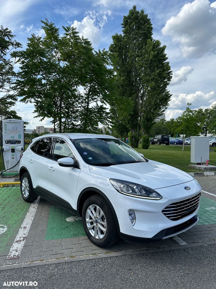 Ford Kuga - 3