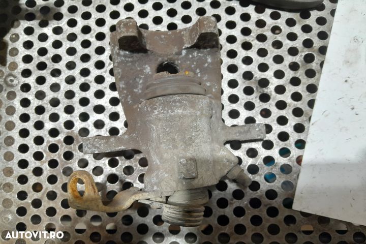 Etrier spate dreapta Ford C-Max 1 [2003 - 2007] Minivan 1.6 TDCi CVT - 3