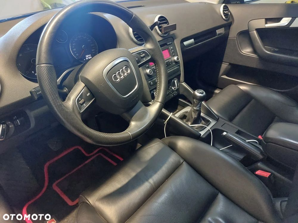 Audi A3 Sportback 2.0 TDI DPF Quattro Ambition - 6
