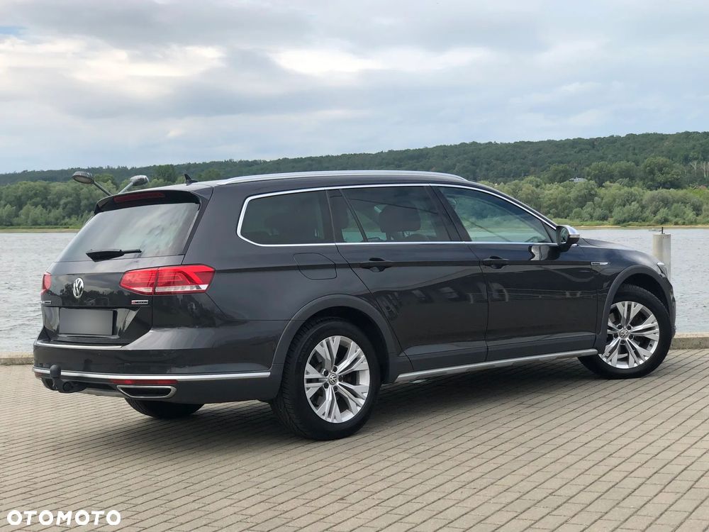 Volkswagen Passat Alltrack - 24