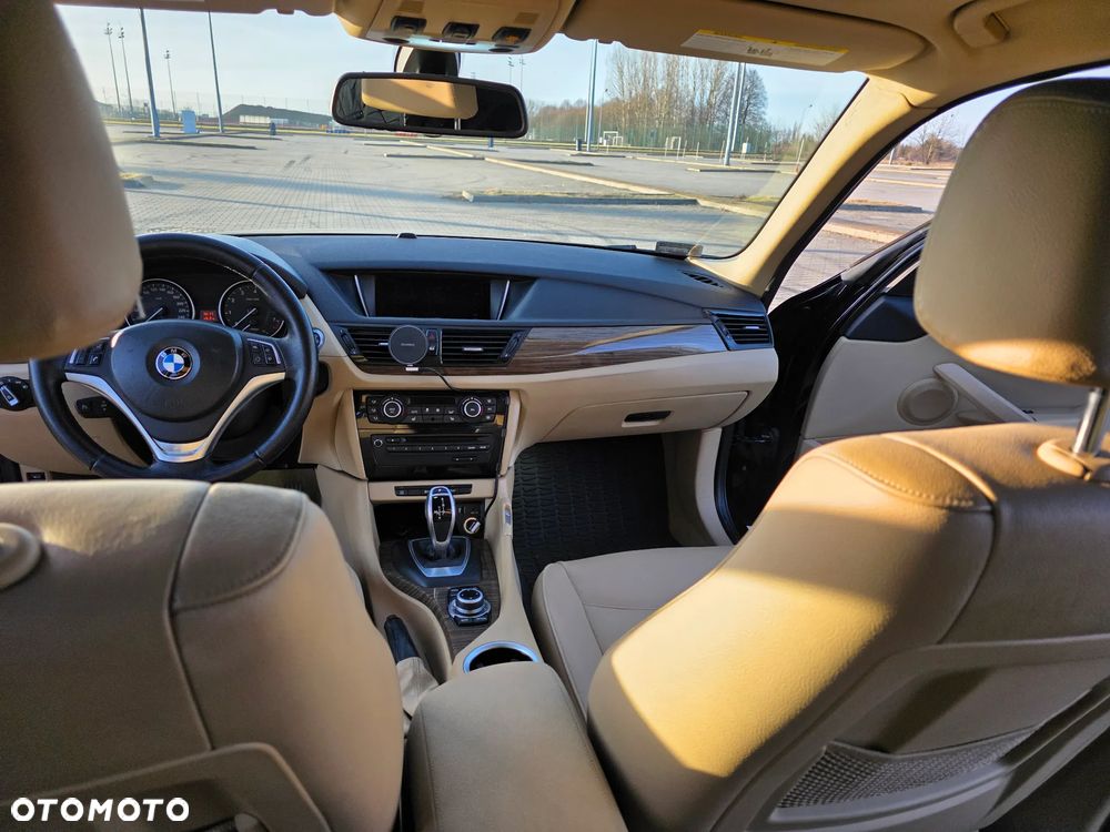BMW X1 xDrive28i - 7