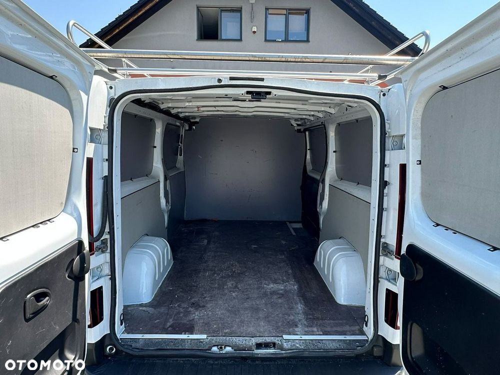 Renault Trafic - 12