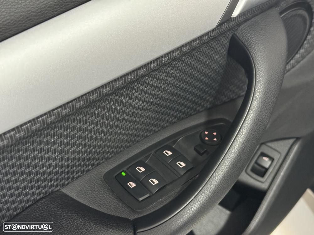 BMW X1 16 d sDrive Auto Advantage - 23