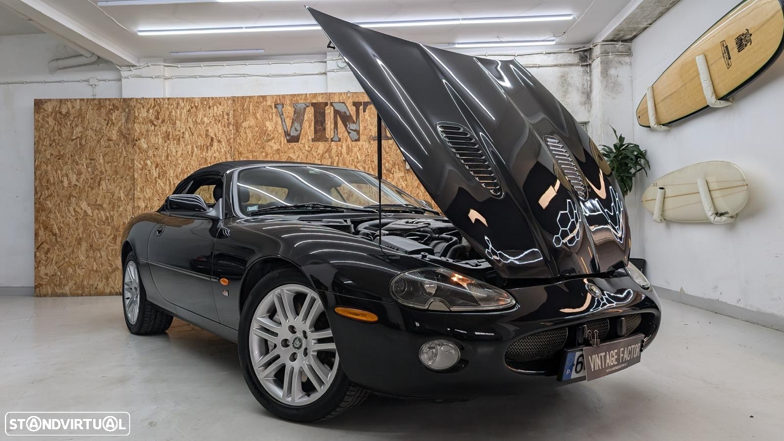 Jaguar XK XKR 4.2 Coupé SC - 17