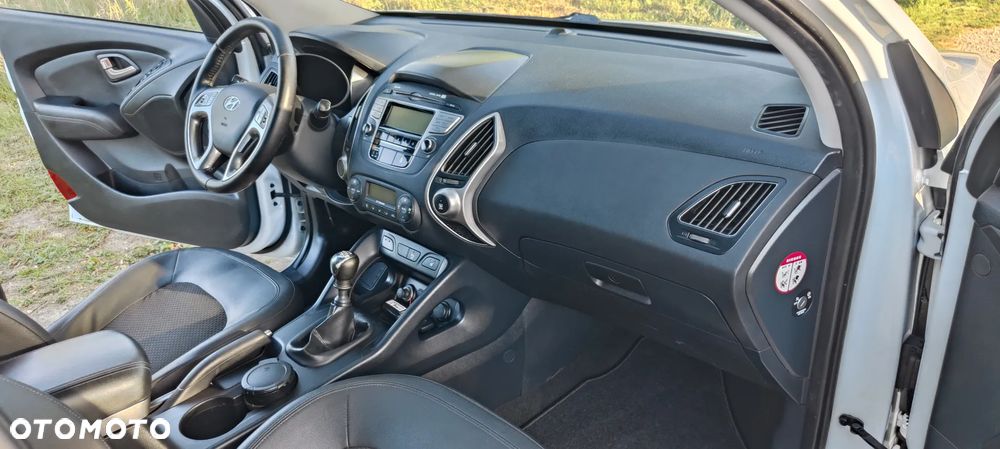 Hyundai ix35 2.0 CRDi Premium 2WD - 18