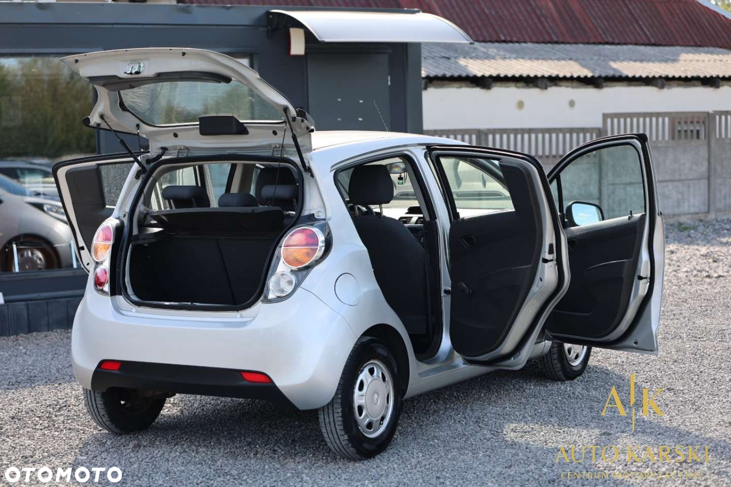 Chevrolet Spark - 23