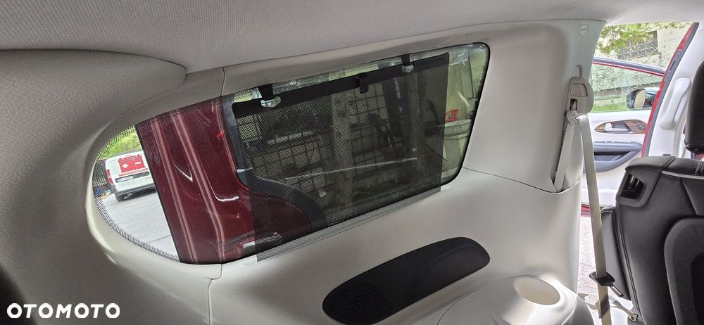 Chrysler Pacifica - 14
