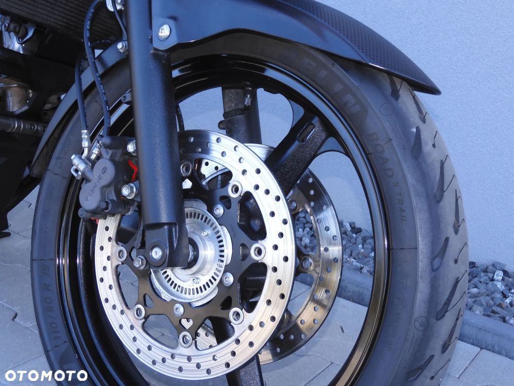 Suzuki V-STROM - 14