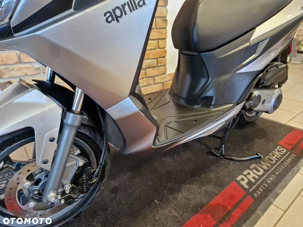 Aprilia SX - 16
