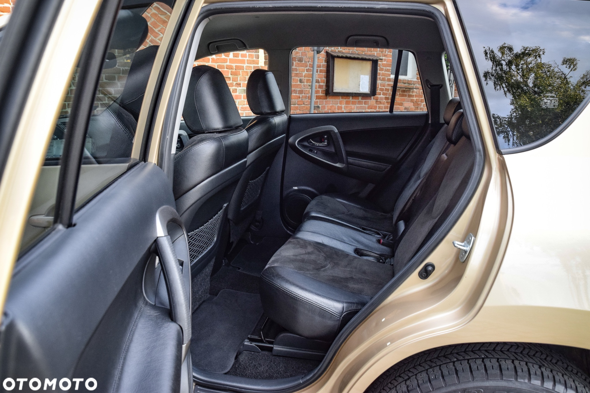 Toyota RAV4 2.2 D-4D Sol Platinium NAVI - 39