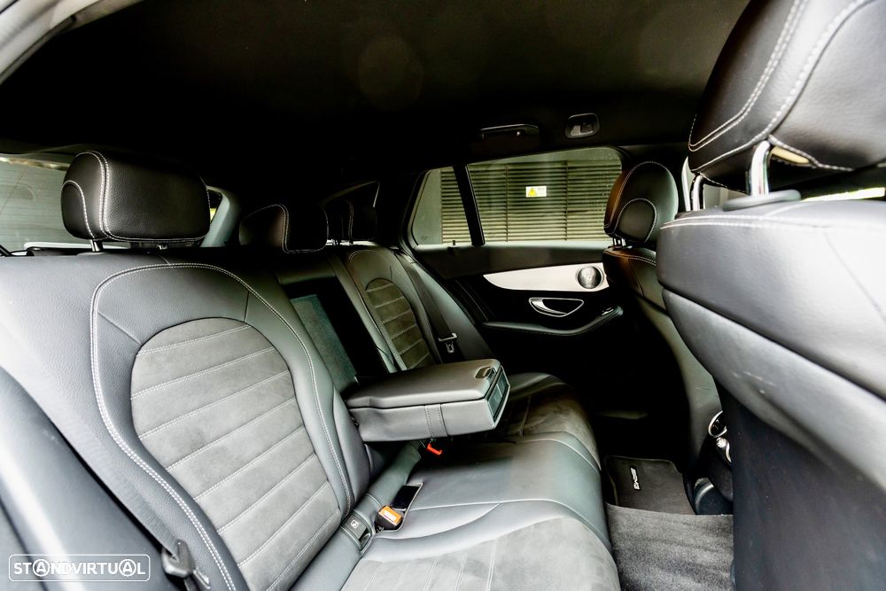 Mercedes-Benz C 300 - 6