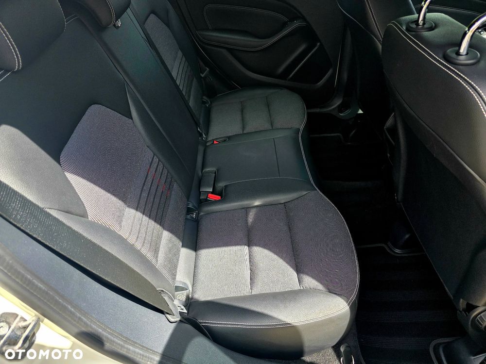 Mercedes-Benz Klasa B 200 7G-DCT Edition - 17