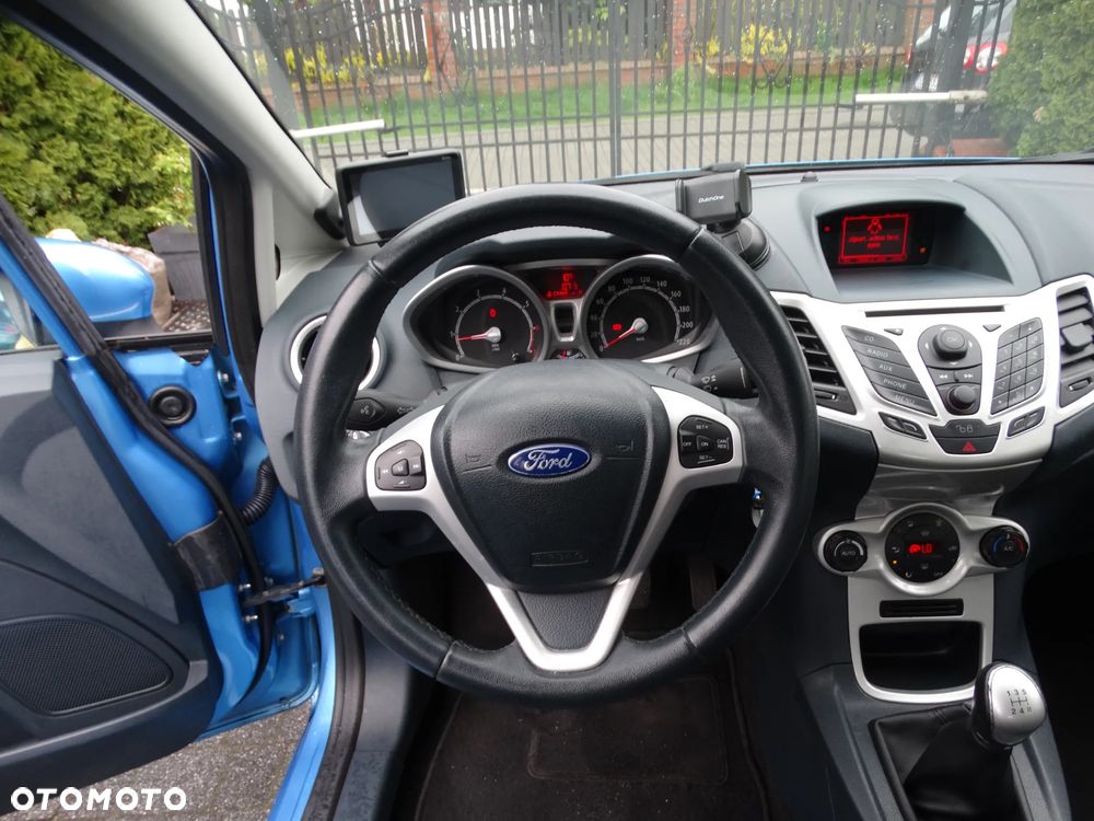Ford Fiesta - 17