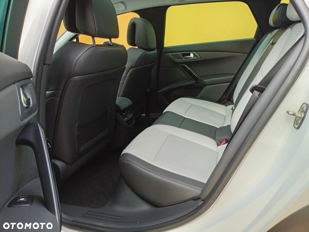 Peugeot 508 RXH BlueHDi 180 EAT6 Stop&Start - 32
