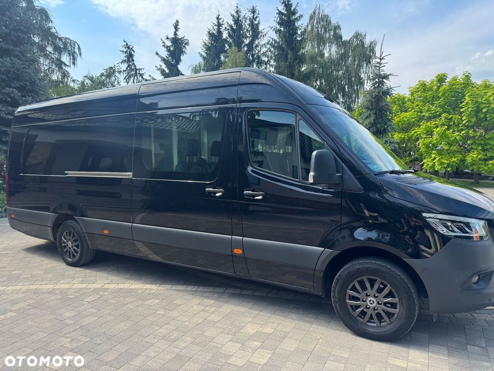 Mercedes-Benz Sprinter - 11