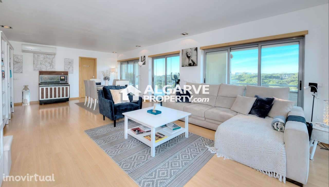 Penthouse de Luxo em Albufeira com Piscinas e Court de Ténis - Grande imagem: 2/39