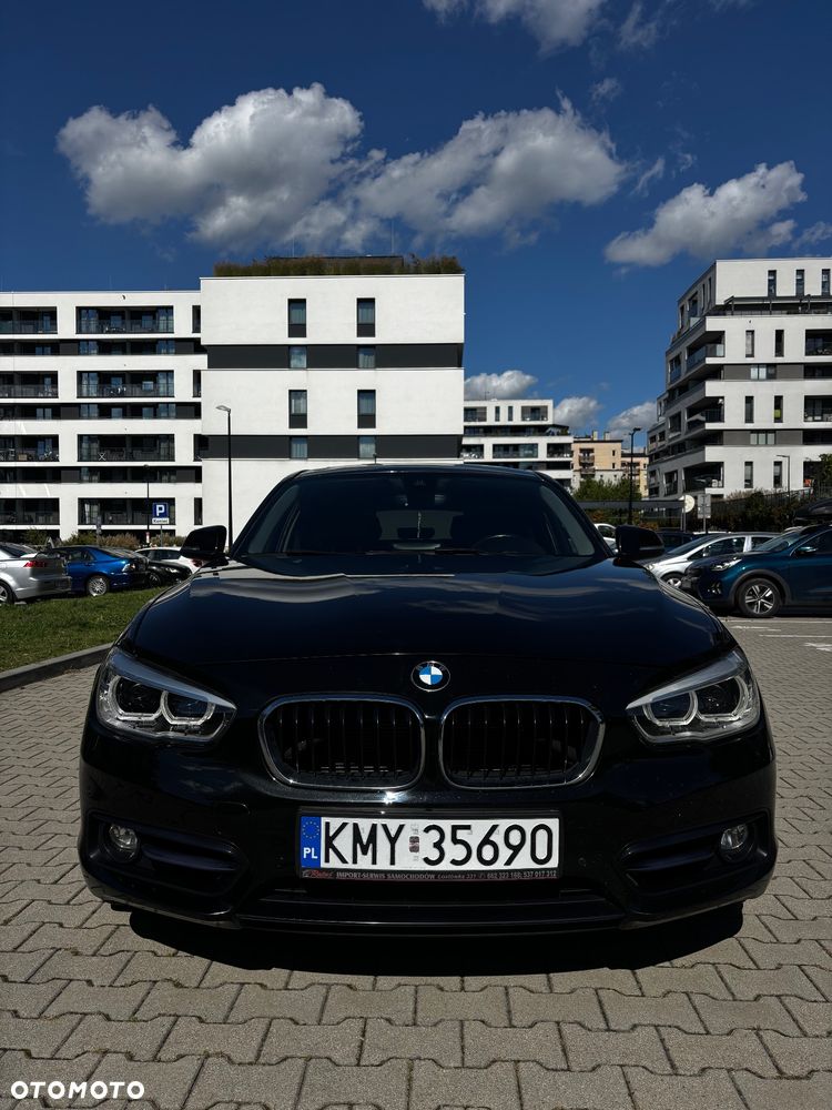 BMW Seria 1 120d xDrive - 11