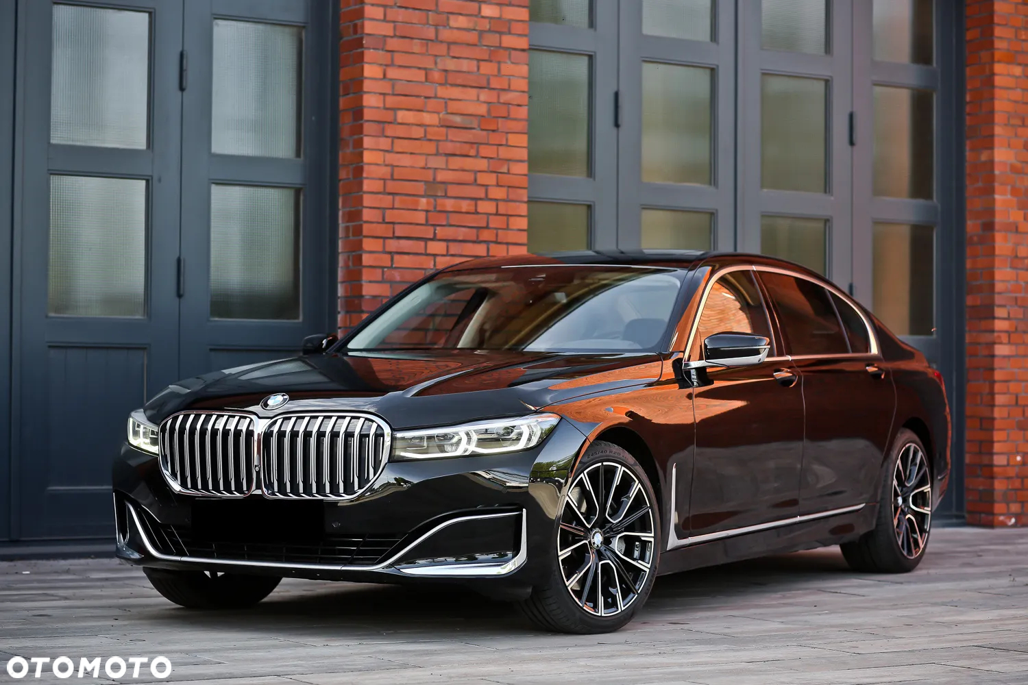 BMW Seria 7 750Li xDrive - 6