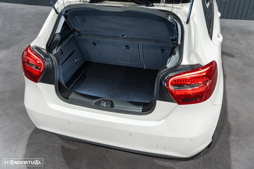 Mercedes-Benz A 160 d Urban - 56