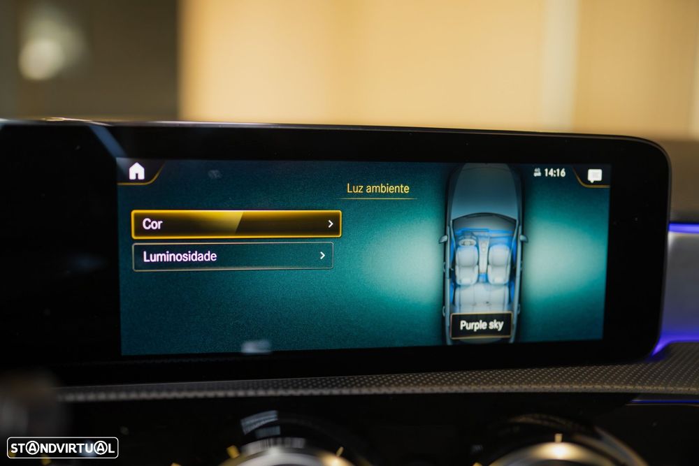 Mercedes-Benz A 250 e AMG Line - 42