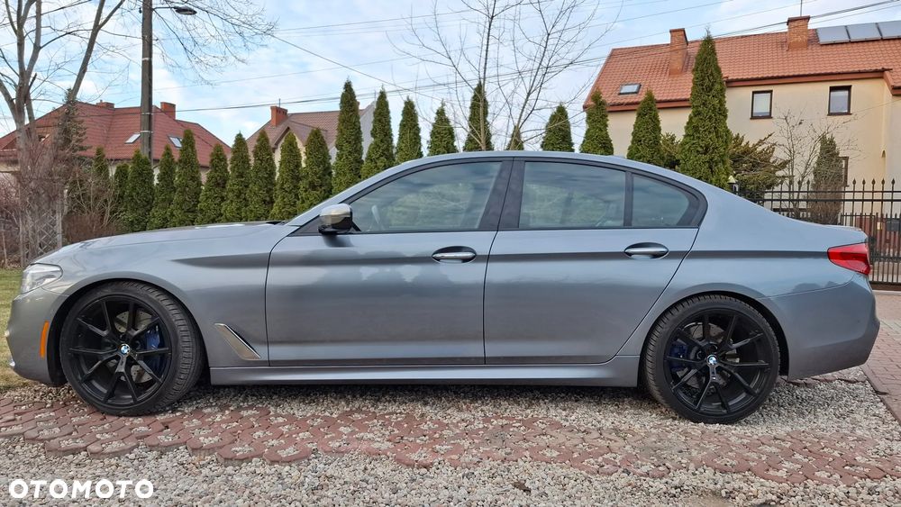 BMW Seria 5 M550i xDrive - 5