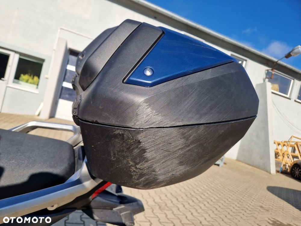 Honda NSS - 16