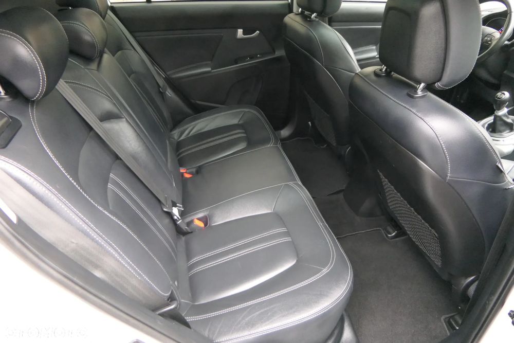 Kia Sportage 1.6 GDI L 2WD - 25