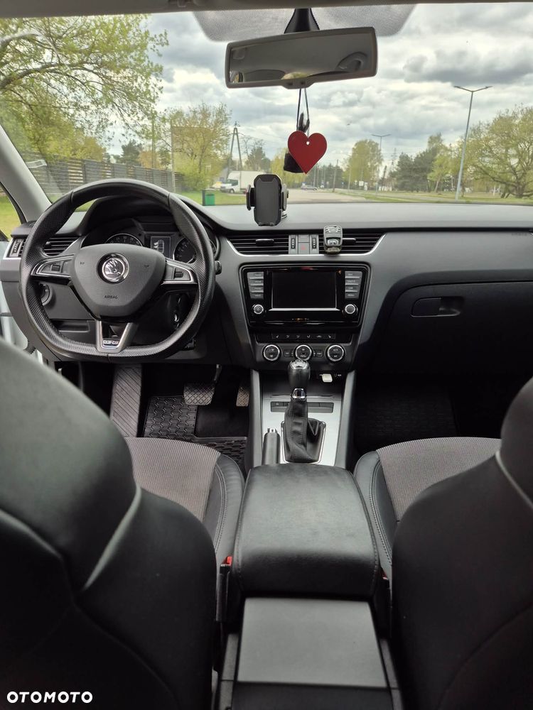 Skoda Octavia 2.0 TDI Edition DSG EU6 - 6