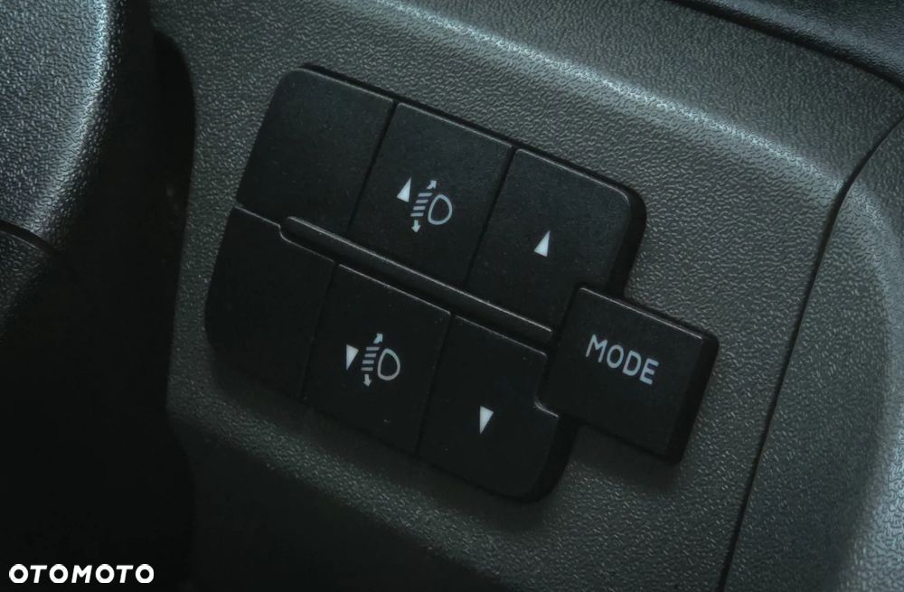 Iveco DAILY 40C15D - 21