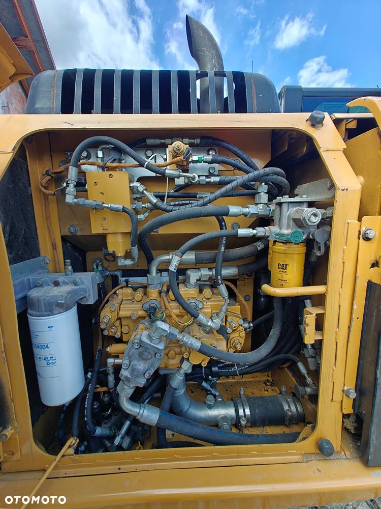 Caterpillar CAT 319D L koparka gąsienicowa - 11