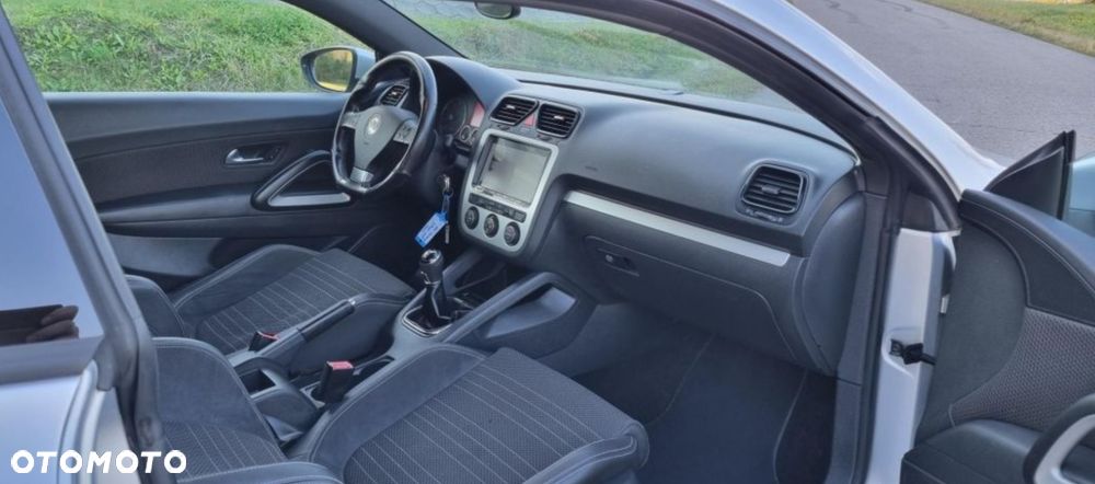 Volkswagen Scirocco - 11